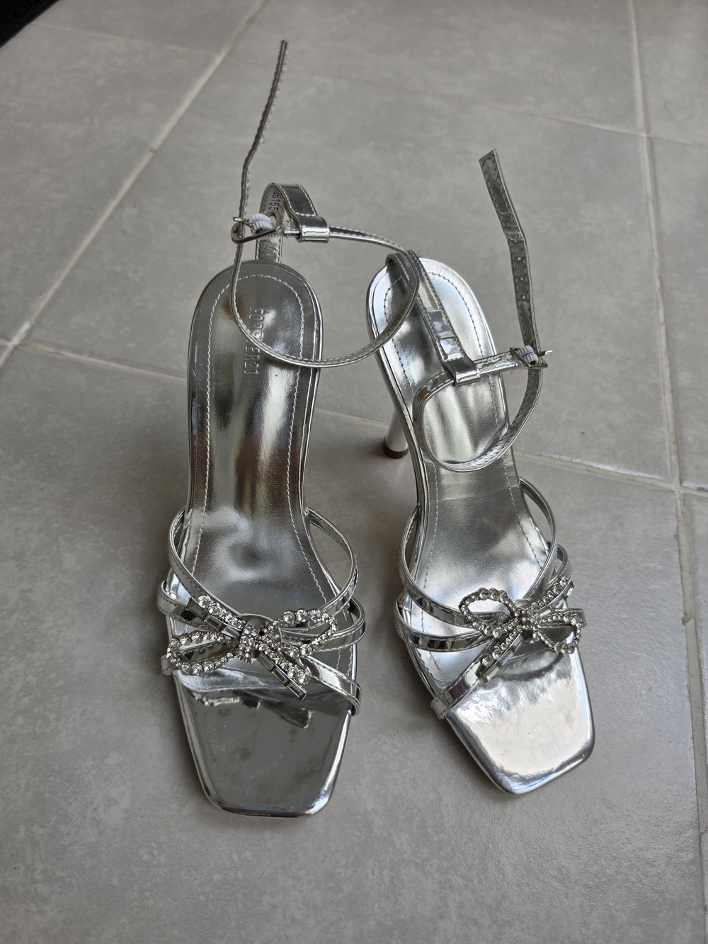 Forever 21 Silver Rhinestone Bow Strappy High Heel Sandals